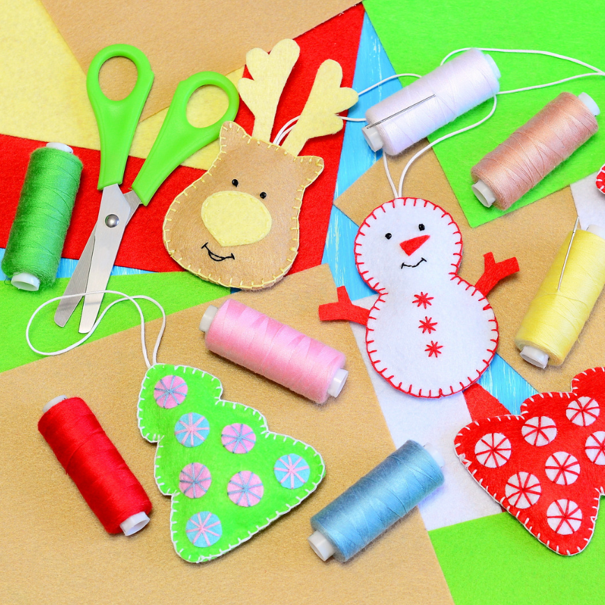 10 Easy, DIY Festive Craft Ideas To Do With Your Toddler