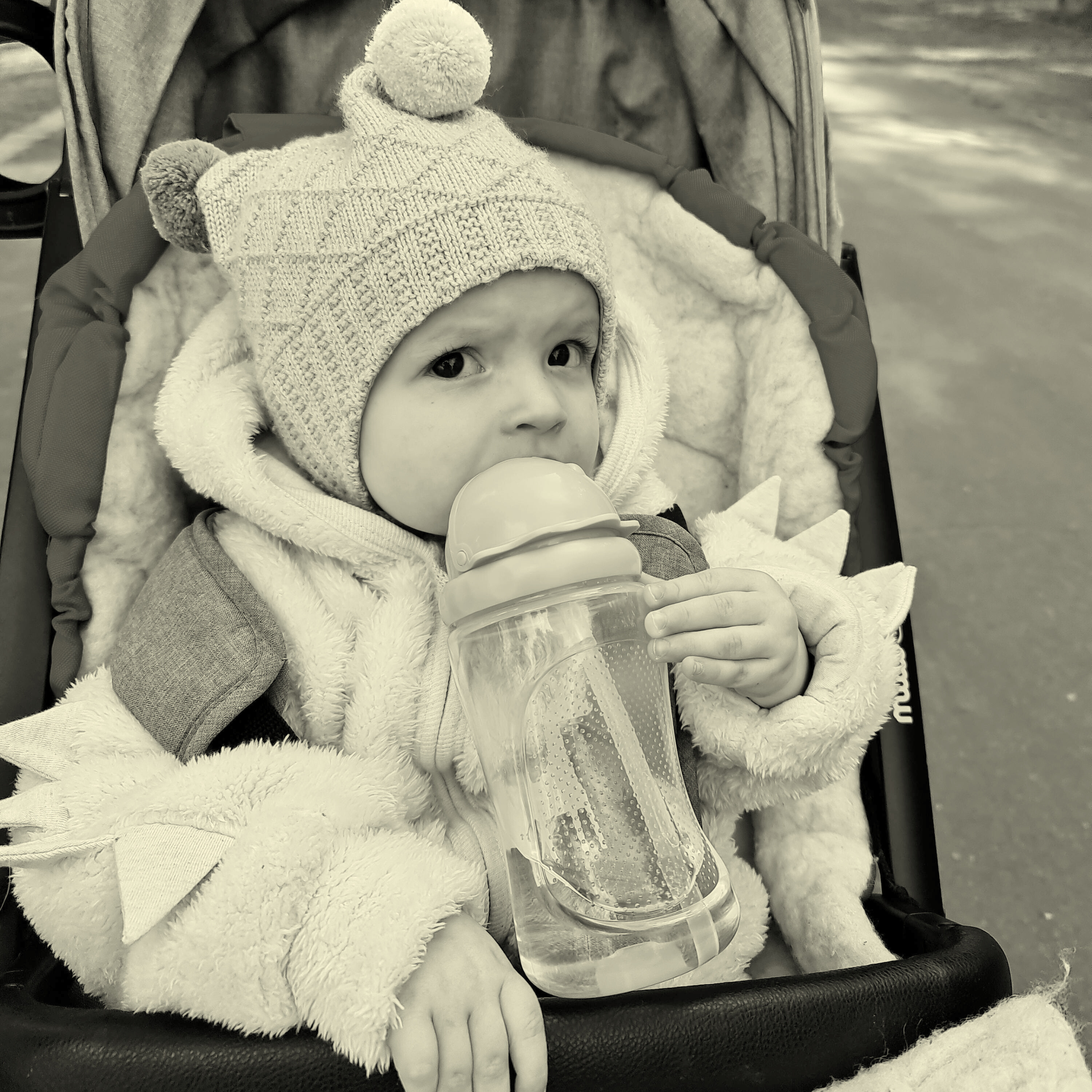 Nurturing Healthy Growth: Understanding Your Toddler's Milk Intake Needs