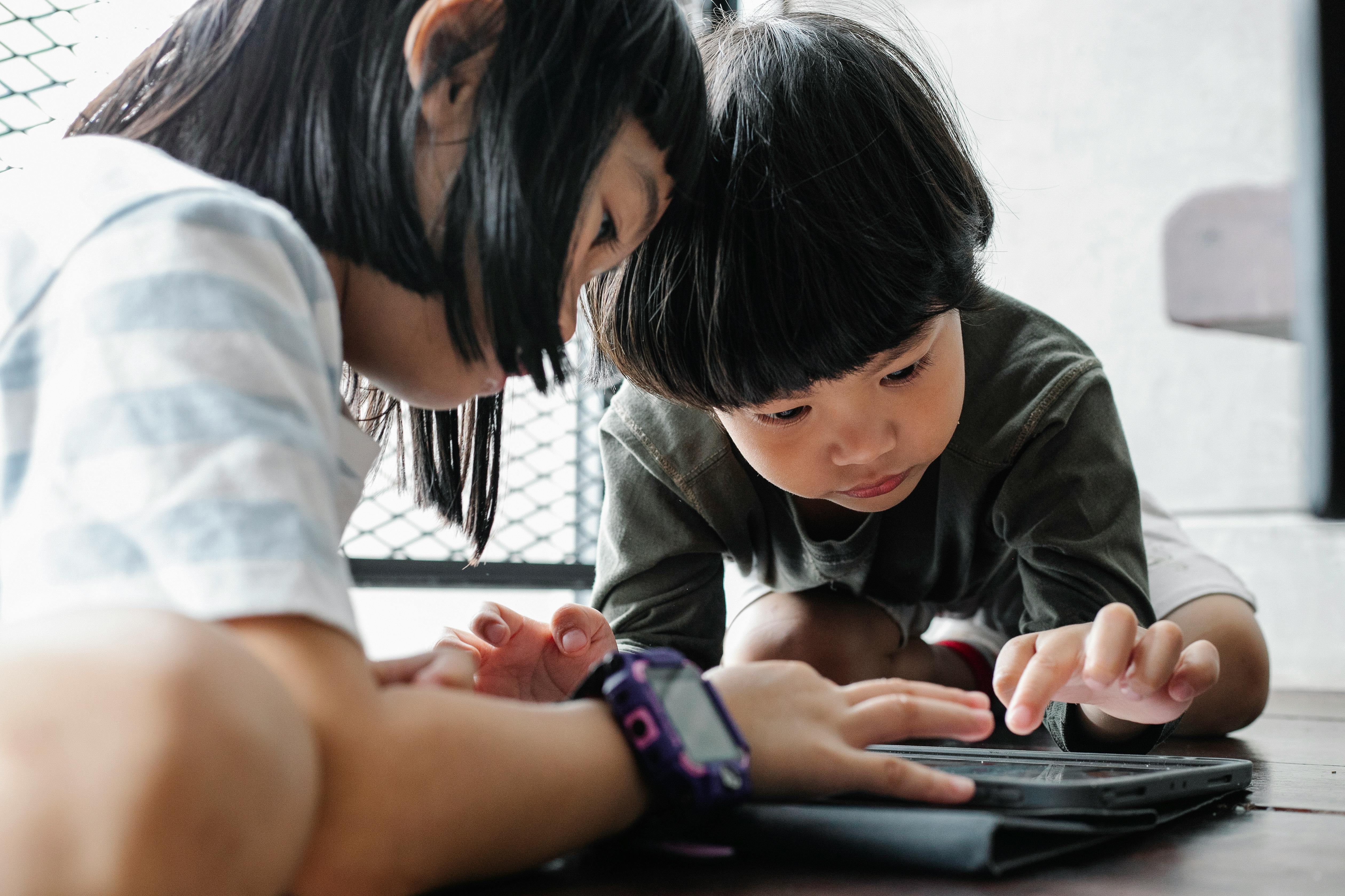 iPad Kids - The Pros and Cons